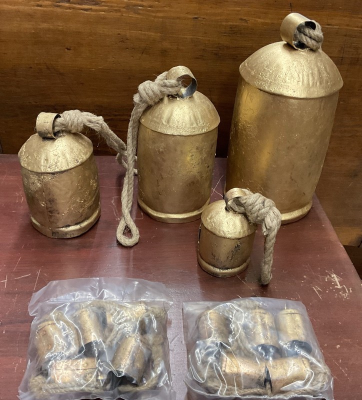 Rustic Akatva Large Christmas Bells / Cow Bells On Rope For Decoration 14 Pieces