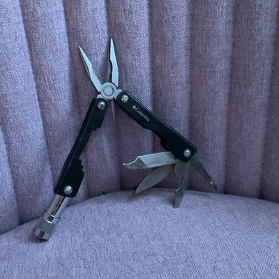 Columbia 7 In 1 Multi Tool With Flashlight No Bulb Fast Shipping