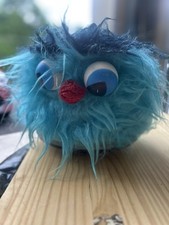 1960s Disk Go Case Blue Fuzzy Monster 45rpm Record Holder Full Of Various 45s