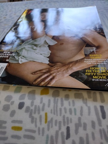 Entertainment Weekly OUTLANDER Collectable RARE #1405 March 2016 Edition NEW - Picture 12 of 17