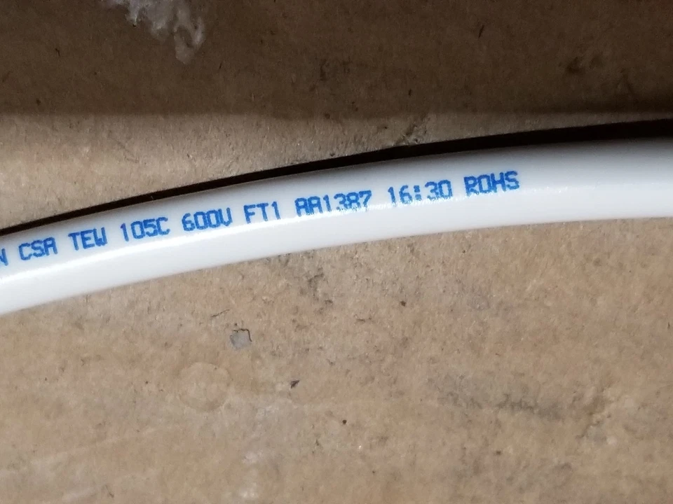 Alambre de conexión de PVC de cobre estañado premium Belden 9908 #8awg 105C 600V blanco/10 pies Foto 4 de 4