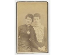 CDV STUDIO PORTRAIT 2 LADIES/PRETTY DRESSES