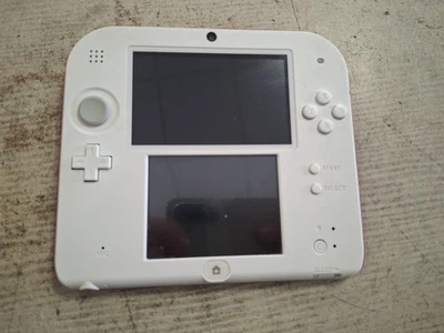 Nintendo 2DS Konsole weiß/rot, Voll Funktionsfähig, Auflösung  - Bild 1 von 4