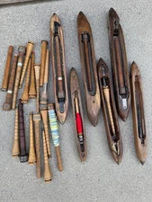 Lot Of Vintage Wooden Weaving Shuttles And Bobbins