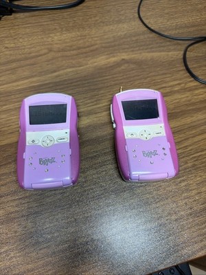 lot 2 Bratz Text and call walkie talkie HTF Rare Vintage missing antenna covers