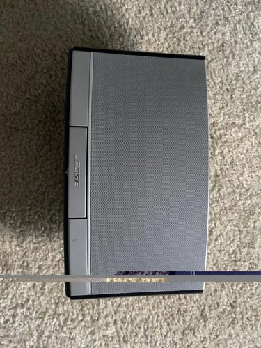 Bose SoundDock Portable Music System N123 W Unit O