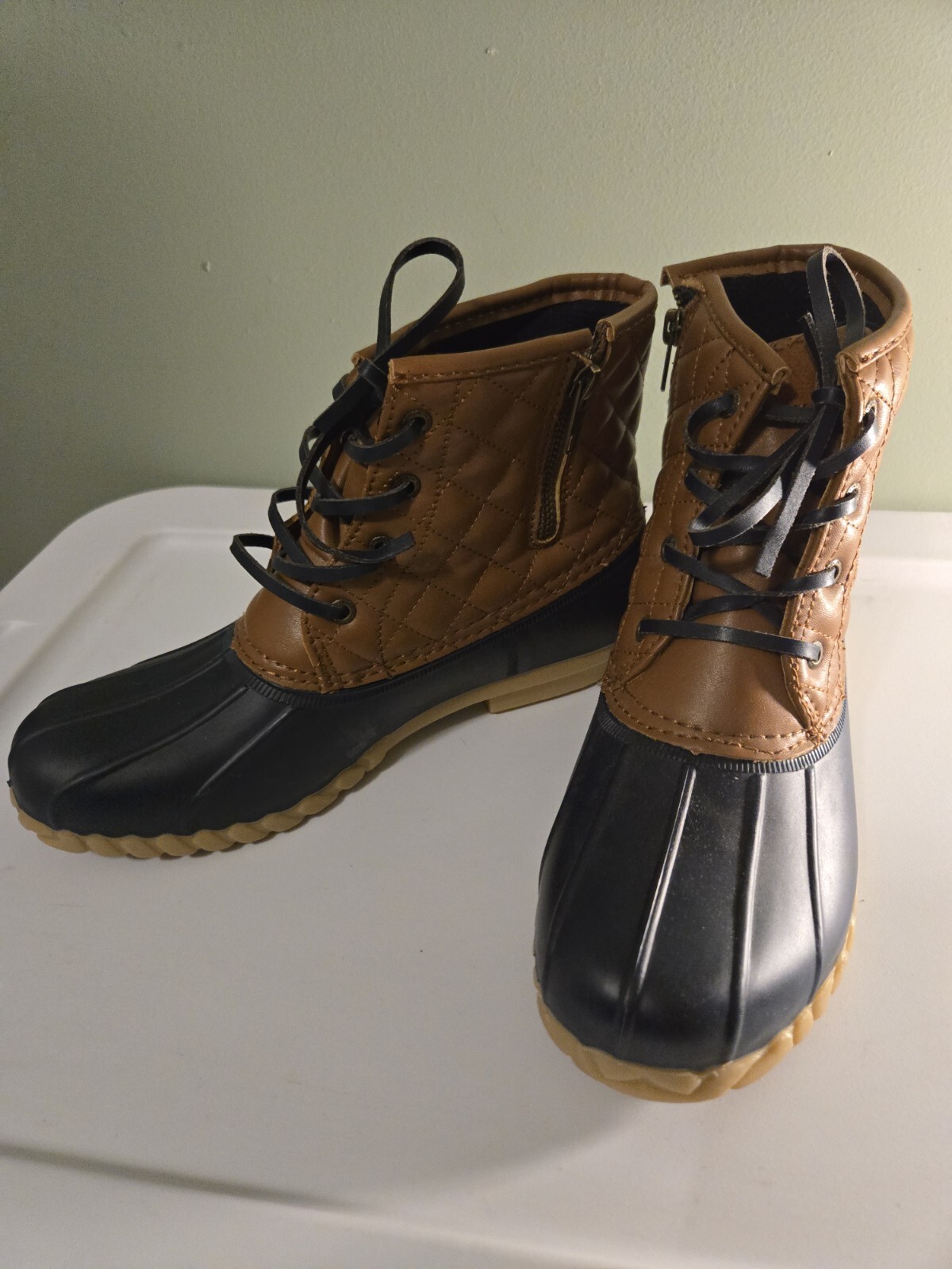 Nautica Womens Size 8 Duck Boots Waterproof Winter Shoes Excellent Condition