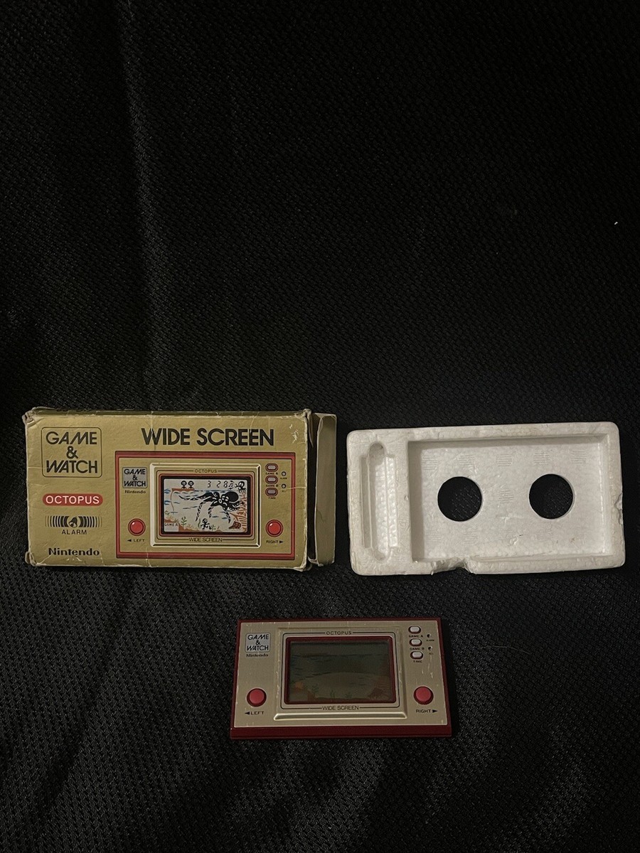 RARE NINTENDO GAME AND & WATCH Octopus W/ BOX 1981 Complete