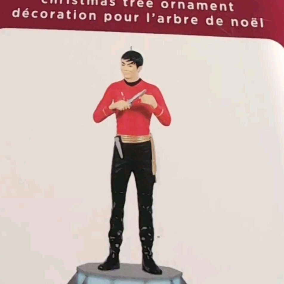 Lieutenant Hikaru Sulu, Star Trek Hallmark Keepsake Ornament 2020 NEW
