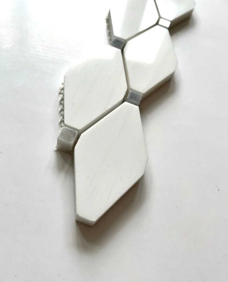 Dolomita romboidal 2x14 con puntos grises borde decorativo azulejo de pared salpicadero Foto 4 de 4