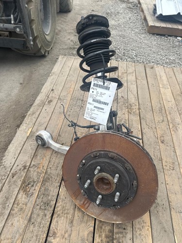 16-24 CHEVY CAMARO Knee Left driver less caliper 84186923