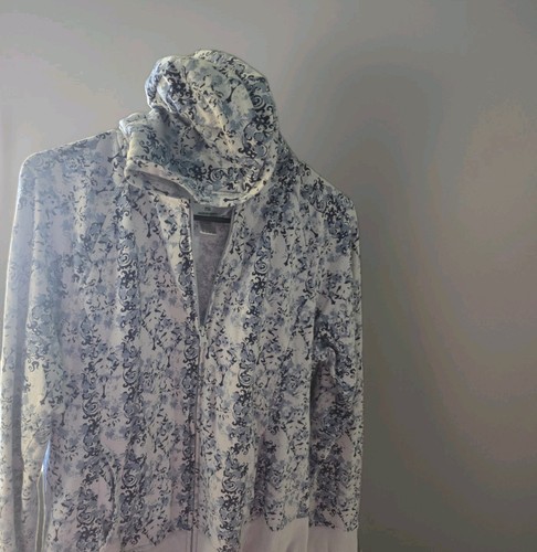 Baby Blue Floral Hooded Jacket With Zipper XL Kids - Picture 2 of 3