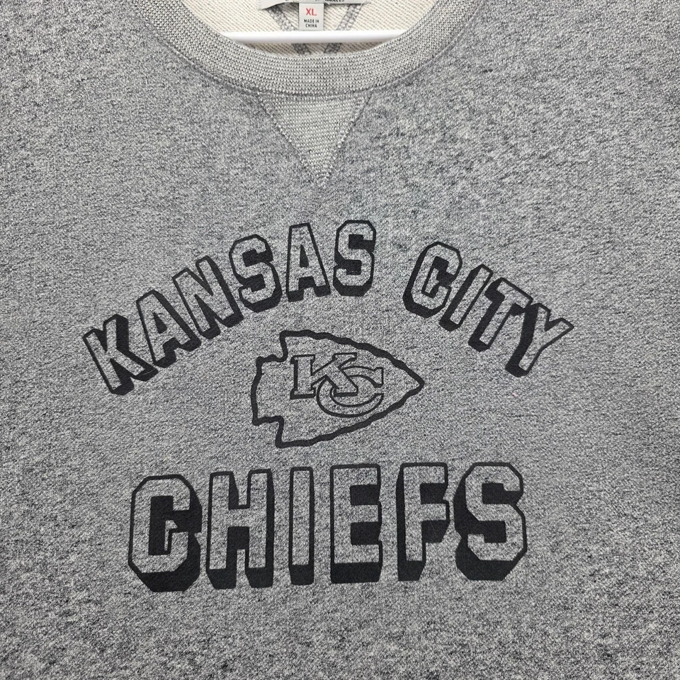 Толстовка мужская Kansas City Chiefs XL серая футбольная NFL с круглым вырезом пуловер флисовая - Изображение 2 из 4