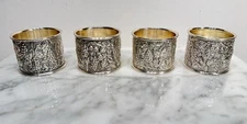Set of 4 Vintage Silverplate Grapevine Napkin Ring Holders in Box by F.B. Rogers