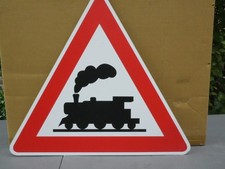Verkehrsschild unbeschrankter Bahn&uuml;bergang