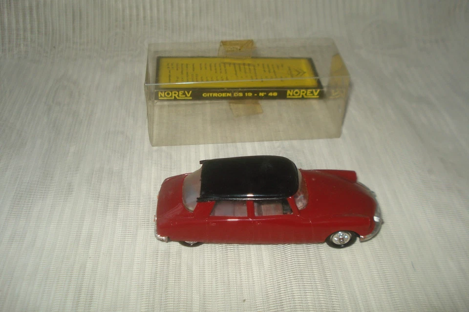 NOREV n°48 : Citroën DS 19 rouge bordeaux toit noir - 1/43 - boîte d'origine - Photo 4/4