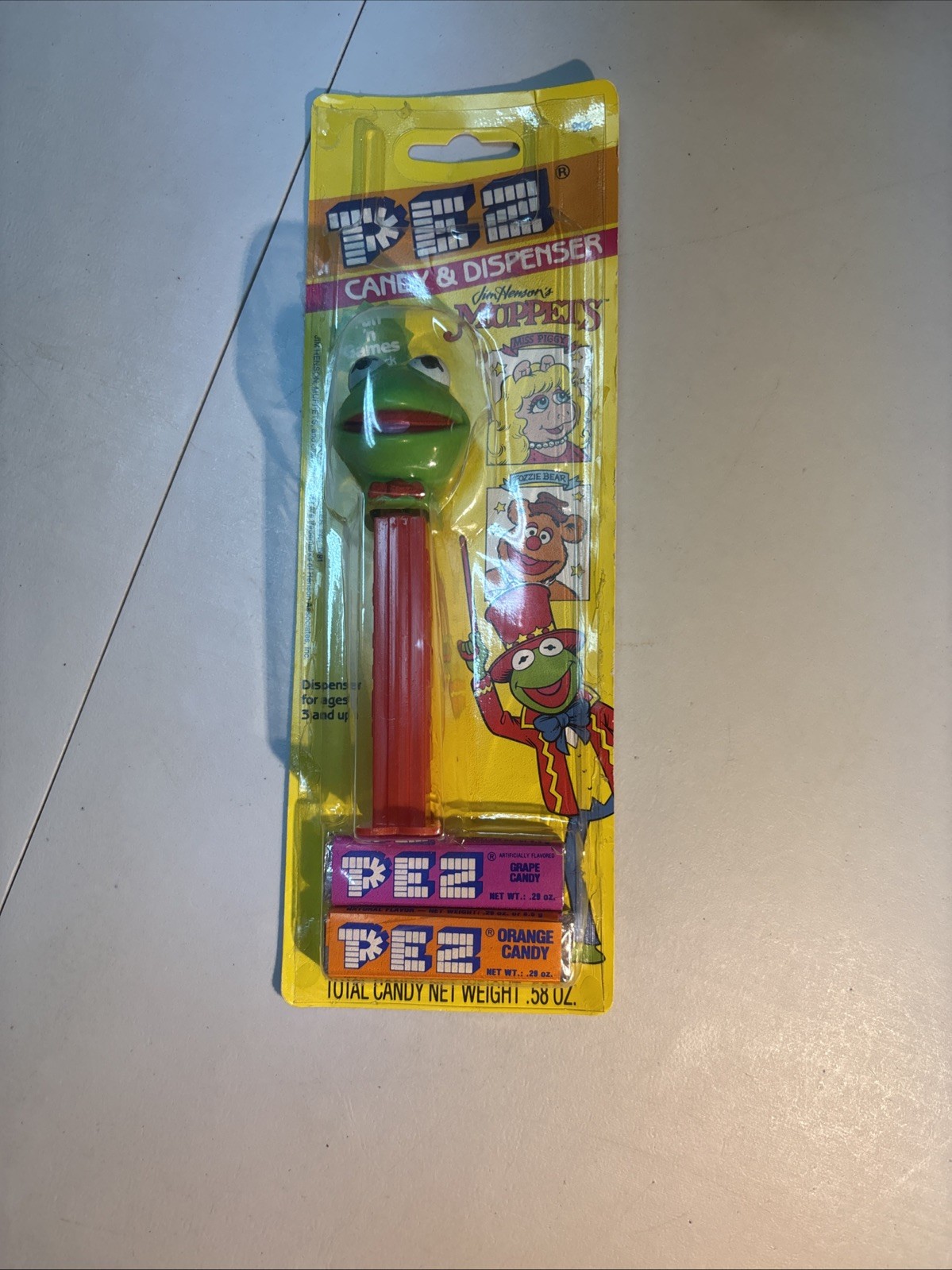 Lot of four mixed Pez Dispensers in the original packaging, see description