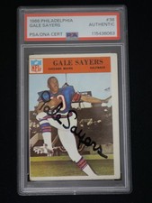 1966 Philadelphia #38 Gale Sayers PSA Authentic Hand Signed Auto