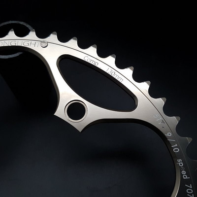 Plateau N.O.S. Stronglight COMP 51 Dents - BCD 130 - Modèle 18400