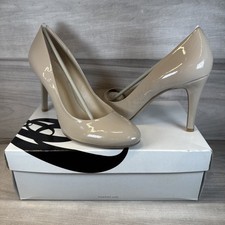 Nine West Classic Sexy Pumps Round Toe Patent Leather Taupe 4" Heal 8.5 Women **