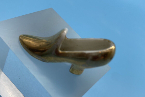 Miniature Gold Gilt Porcelain Shoes Made in Japan/Some Gold Gilt is Worn Off/VTG - Picture 2 of 8