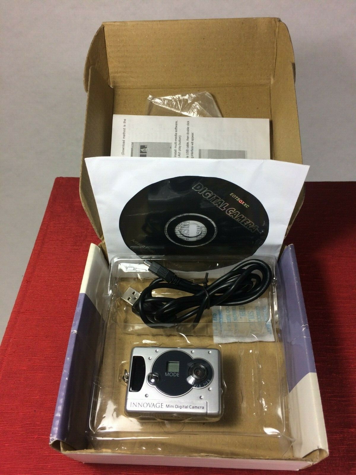 INNOVAGE Mini Digital Camera w/Accessory Kit 16Mb 1507651ASI NIB Still