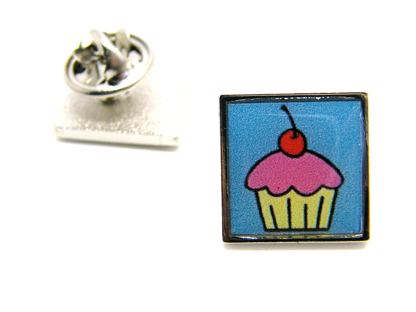 Cupcake Badge Lapel Pin in Silver Perfect for Baking Enthusiasts and Gift Ideas-image