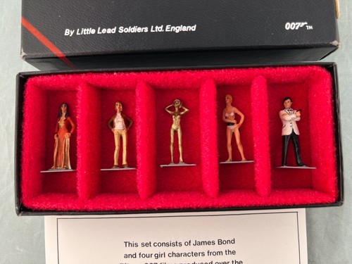 Little Lead Soldiers Characters James Bond 007 Bond and 4 Girl Complete Set 1987 - Picture 3 of 8