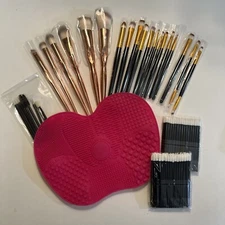 Silicone Makeup Brush Cleaner Pad, Wash Scrub, Cleaning Mat + Many Brushes NEW