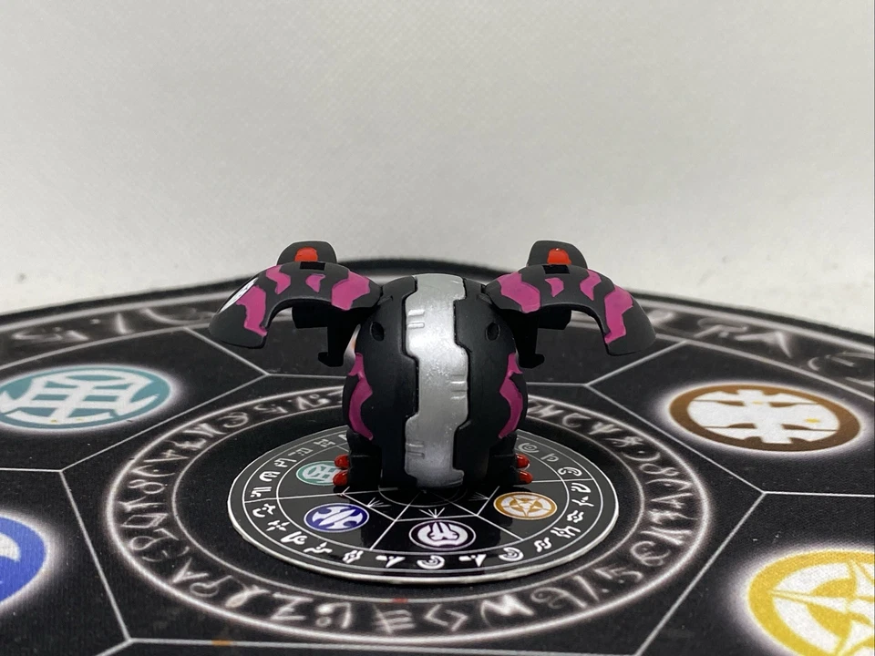 Bakugan Battle Brawlers B1 Darkus Dual Hydranoid Painted & Card Anime Accurate - Image 3 of 4
