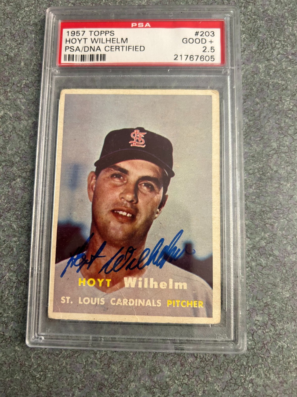 1957 TOPPS BASEBALL HOYT WILHELM AUTOGRAPHED CARD PSA/DNA CERTIFIED
