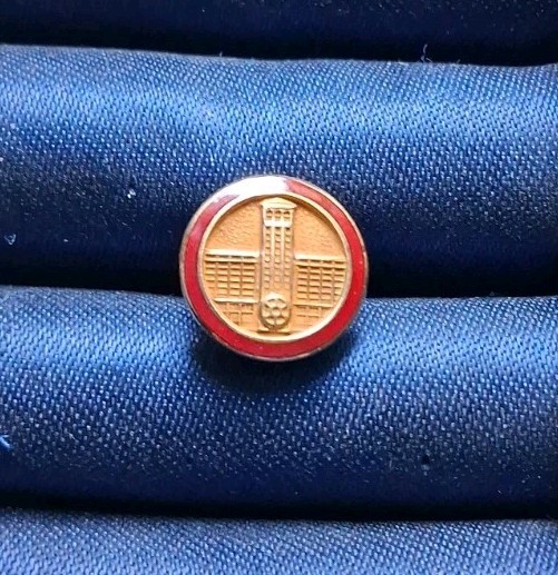 20 YEAR Vintage Sears + Roebuck Employee Service Award Pin 10K Gold