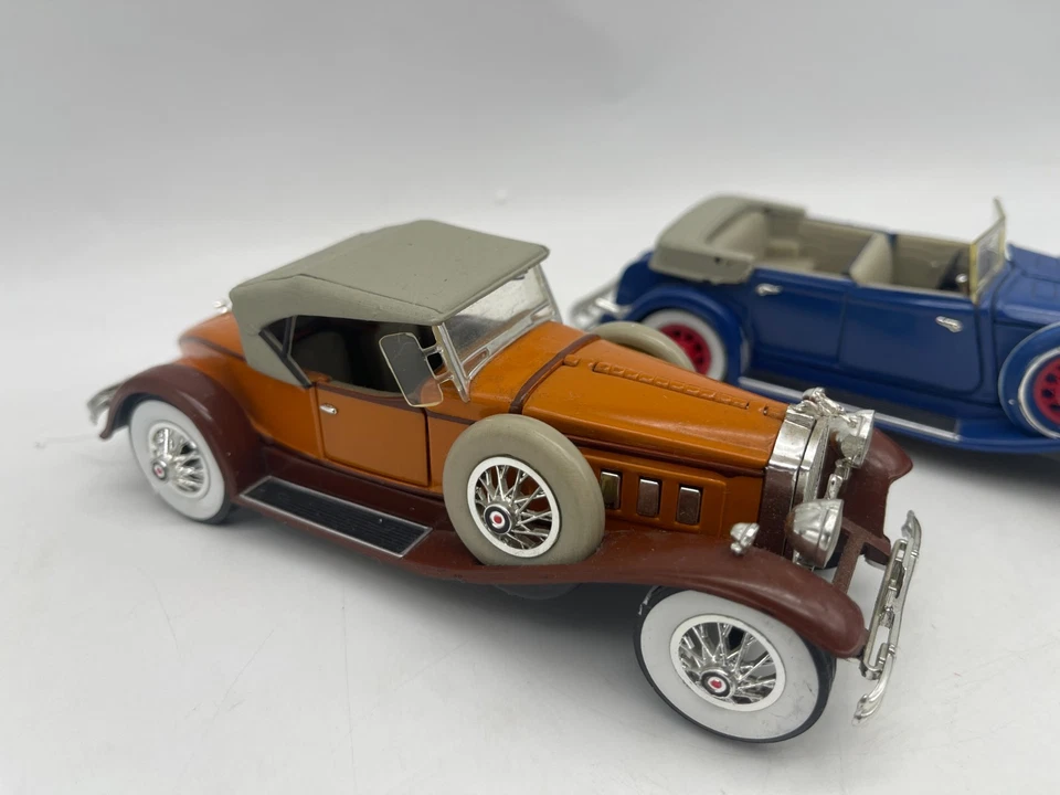 Juego de 2 coches Solido Signature escala 1/32 Chrysler Lebaron 1932 y 1930 Packard Die C Foto 2 de 4