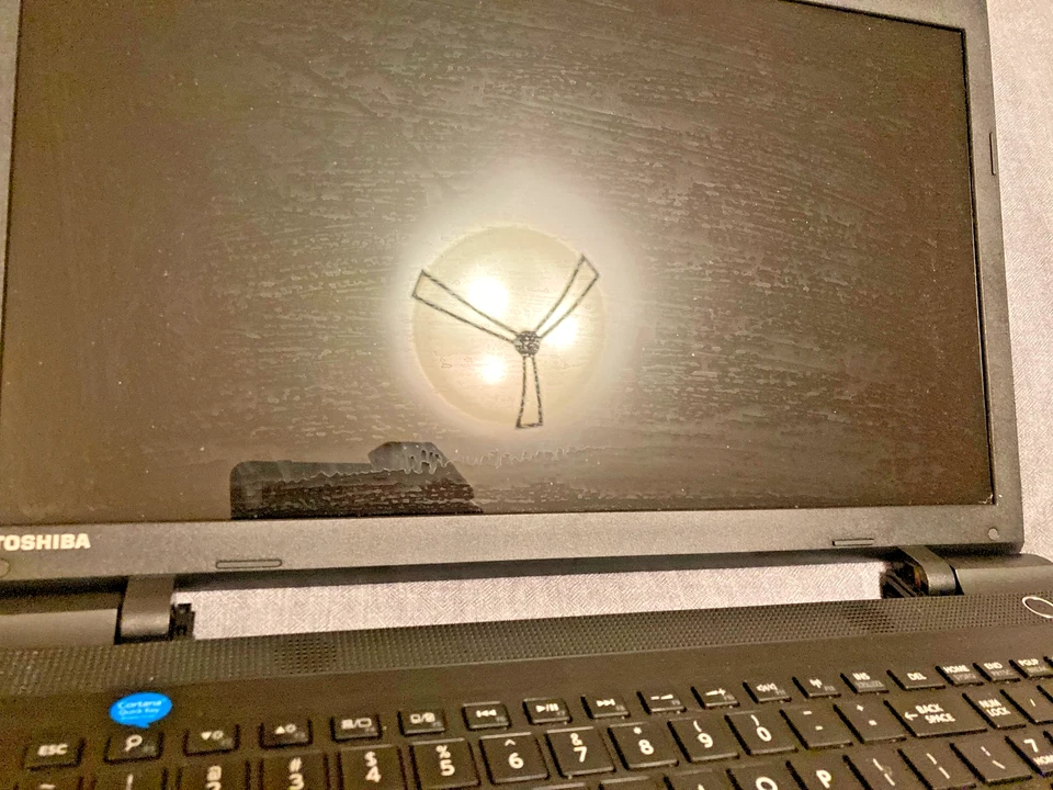 * PIEZAS * TOSHIBA SATELLITE C75D-C7217 AMD A6-7310 - Sin RAM - Sin HD - Sin batería Foto 2 de 4