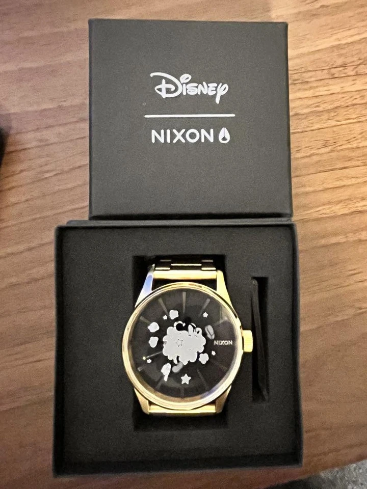 Reloj Colaboración NIXON × Disney Modelo Mickey Mouse con Caja Edición Limitada Foto 2 de 4