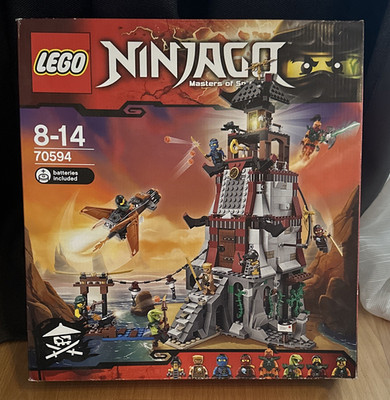 LEGO NINJAGO Masters of Spinjitzu Set 70594 8-14 batteriebetrieben