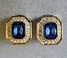 Christian Dior Earring Gold tone with Crystal...