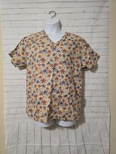 Women's White Swan Fundamentally Cotton Multicolor Stars Scrub Top, Size M