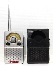 Vintage Intuit Marksman Just in Case Radio w/ Case Stand Antenna MPN 542.480