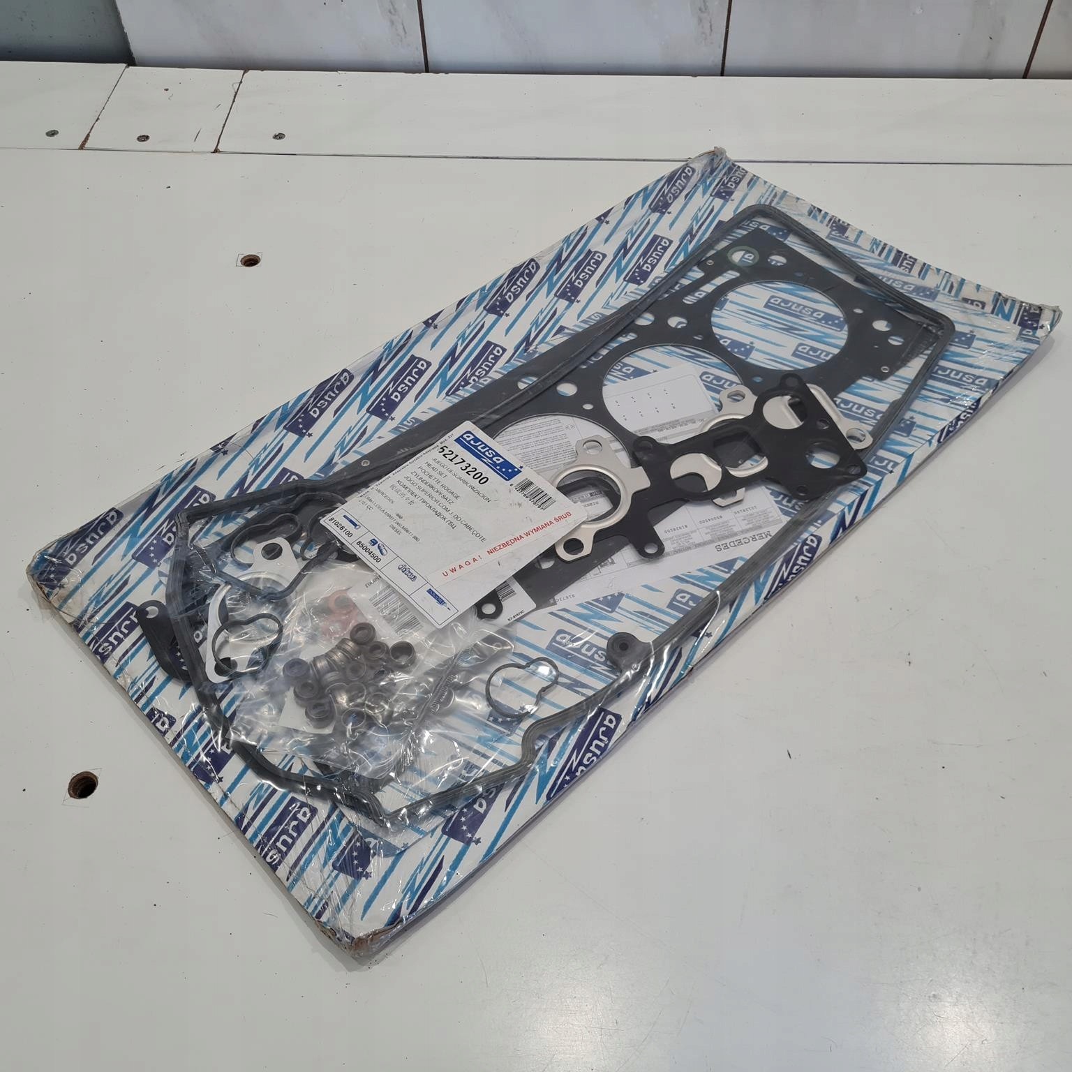 Gaskets Ajus 52173200 MERCEDES C-CLASS W202 W210