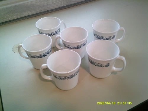 Corning Ware Corelle Set of 6  Old Town Blue Onion Vintage Coffee Cups Mugs