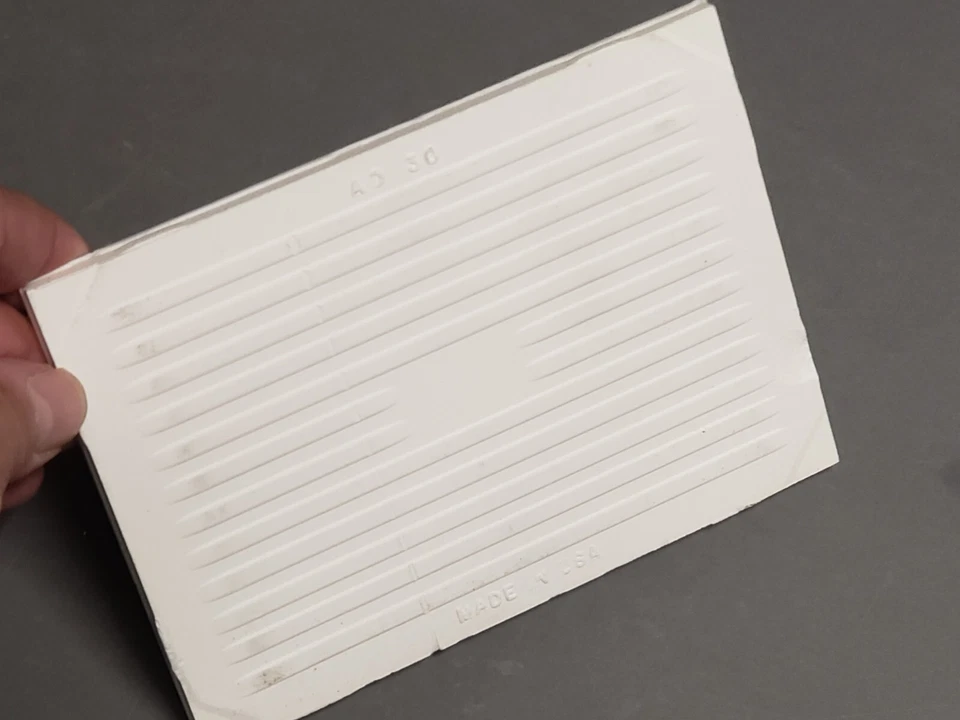 Antigo 1 AO Telha Cerâmica LARGA Branca com Manchas Douradas Retângulo 4 1/4" X 6" Brilhante Novo na caixa - Imagem 3 de 3