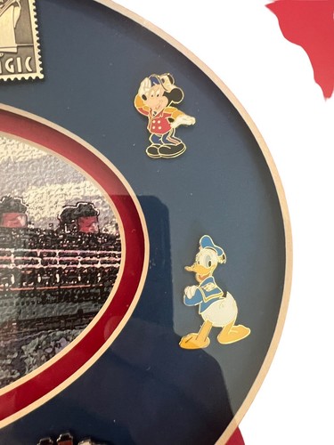 2000 Disney Cruise Line Captain’s Choice Framed 10-Pin Collectors Pin Set Ltd Ed - Picture 5 of 8