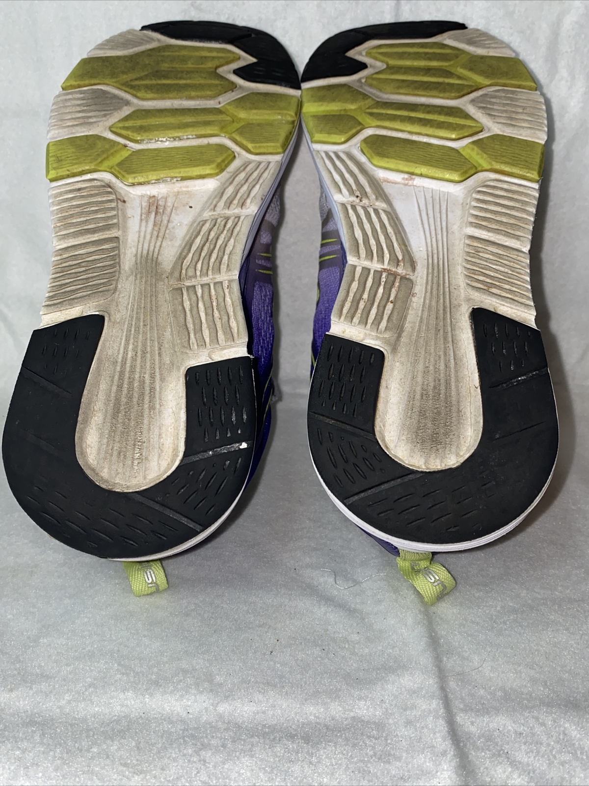 KARHU WOMENS FUSION ORTIX CUSHIONED ATHLETIC SHOES U.S SIZE 8.5 PRE-OWNED