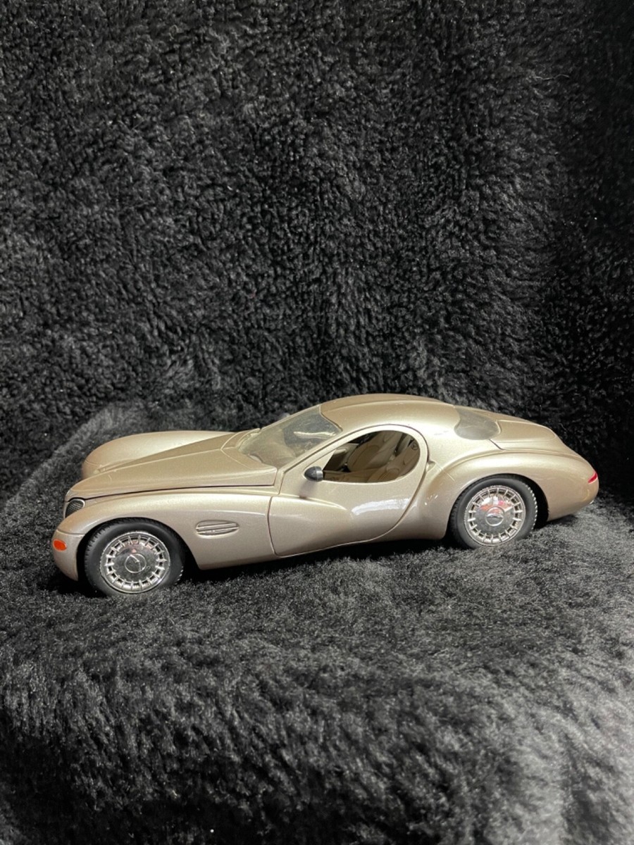 1995 Chrysler Atlantic Concept Top Line 1:18 Scale Diecast Model
