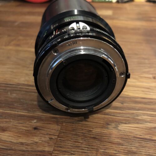 Lens VIVITAR Series 1 (70-210mm 1 : 3,5) MACRO Focusing Auto Zoom - Picture 3 of 14