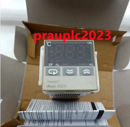 Omron E5CS-R1PX E5CSR1PX Temperature Controller New In Box