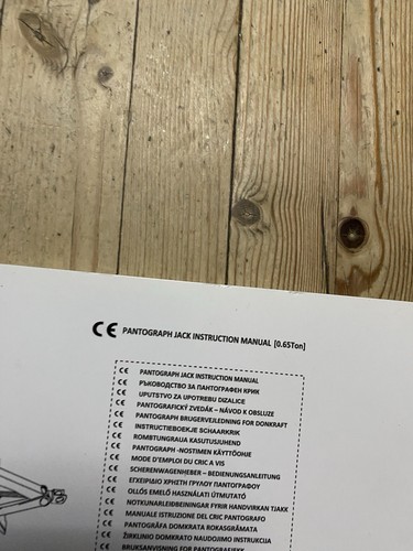 2009-2015 SUZUKI ALTO OWNERS HANDBOOK MANUAL AND WALLET Print 2014 Ref18080 - Picture 14 of 18