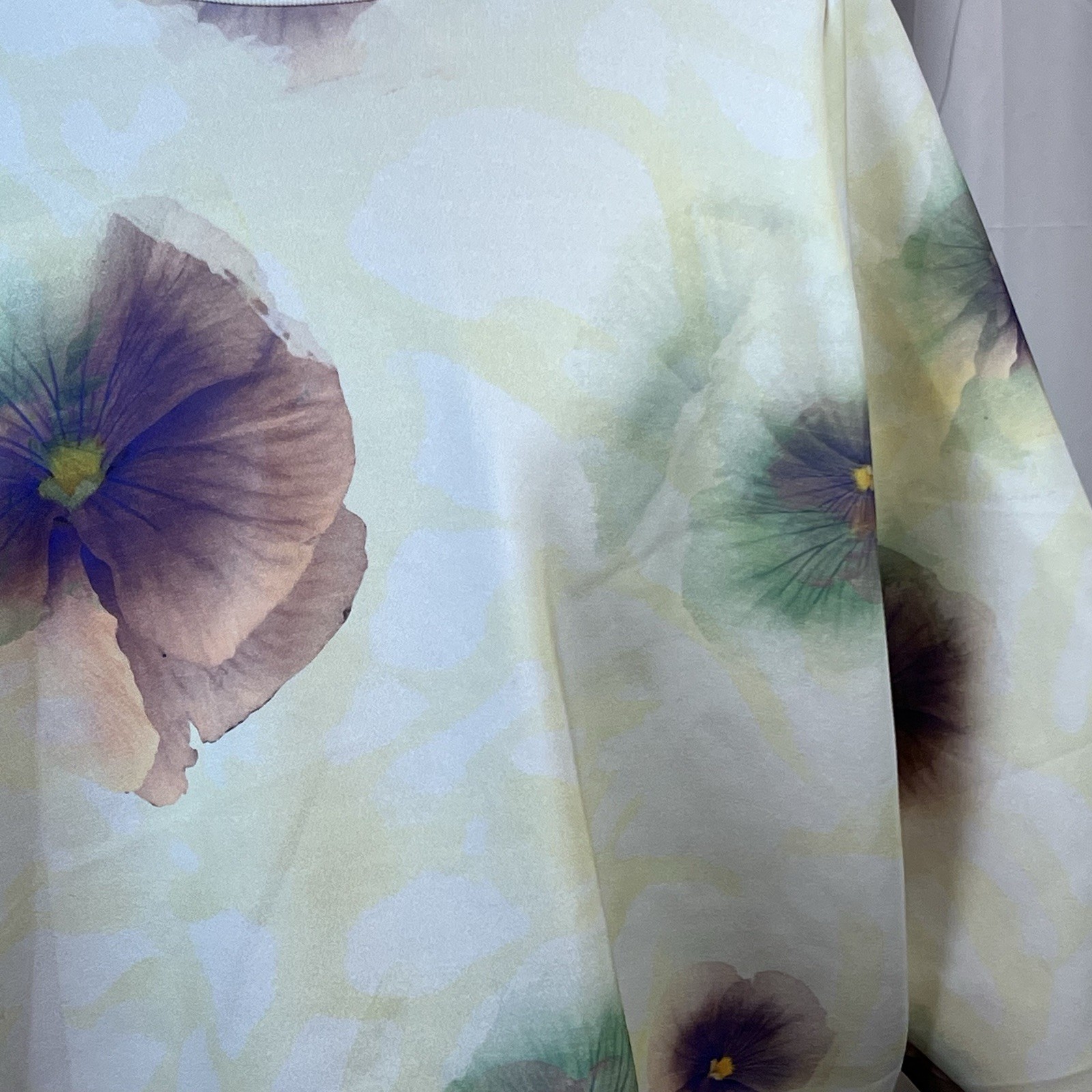 ZARA BASIC OVERSIZED FLORAL PRINTED SWEATSHIRT US… - image 5