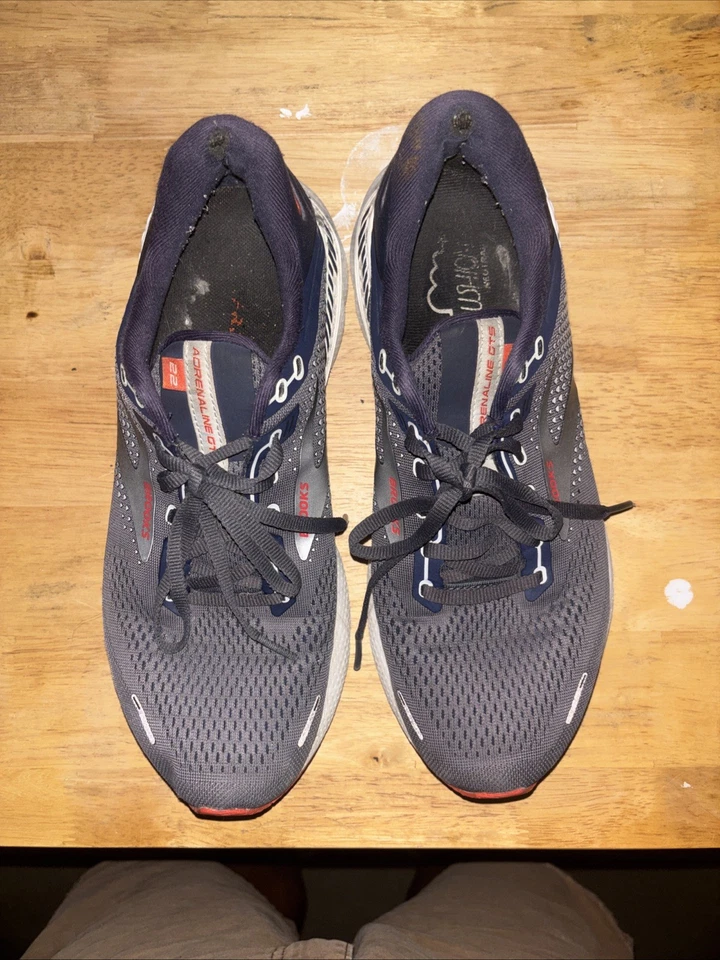 Кроссовки беговые мужские Brooks адреналиновые GTS 22 темно-серые размер 9,5 для тренировок в тренажерном зале - Изображение 2 из 4